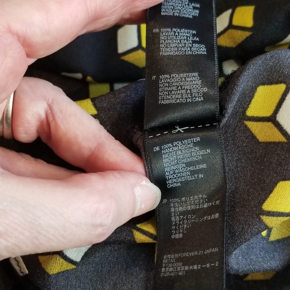 FOREVER 21 XXI Sleeveless Pleated Dress - Picture 10 of 14